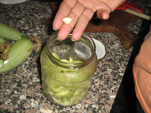 canning courgettes