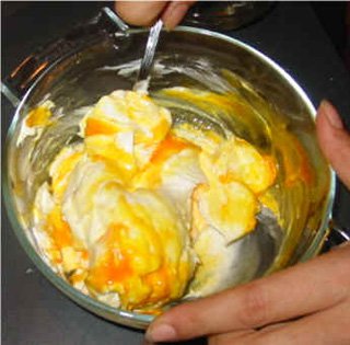 mix egg with cream